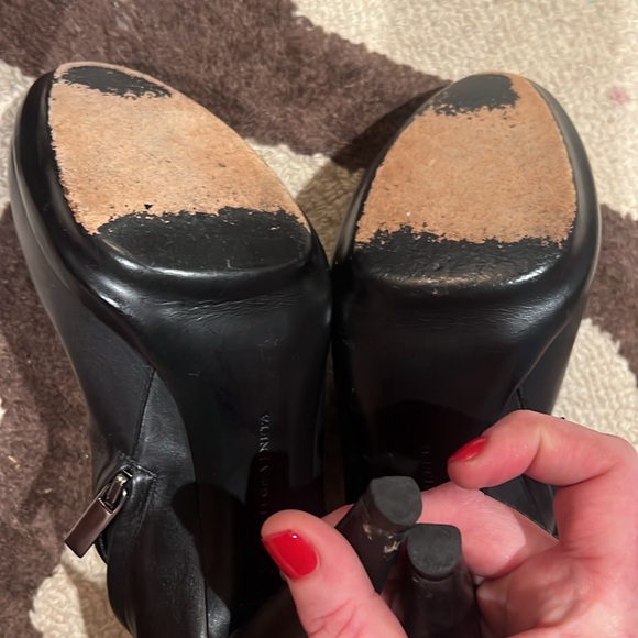 Bottega Veneta black leather high heel ankle boots size 40 - Picture 7 of 7